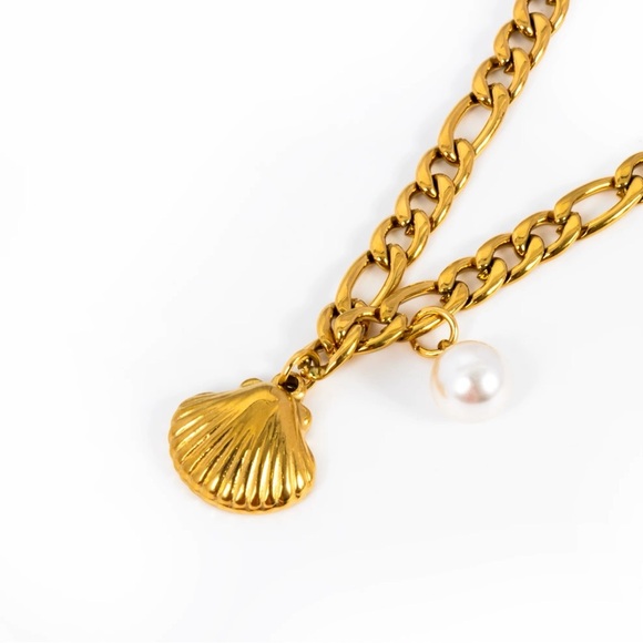 18K Gold Plated - Shell Charm Bracelet - Picture 3 of 5